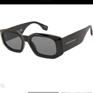 Privé Revaux The Paris Sunglasses- Black